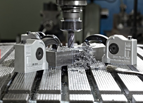 BESSEY BAS-CB10-6 Kompaktná svorka s uzavretým upevňovacím otvorom