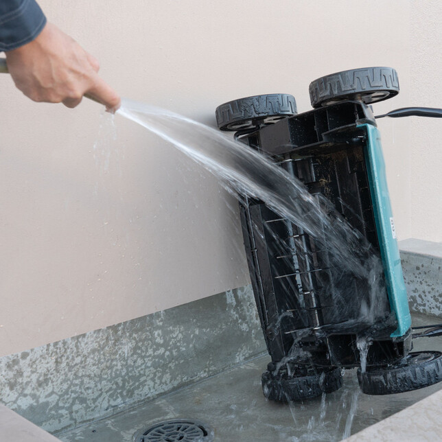 MAKITA DUV320Z - Akumulátorový vertikutátor bez akumulátora a nabíjačky