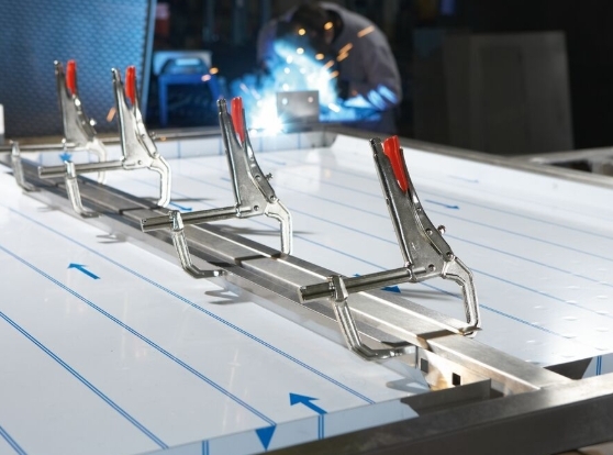 BESSEY Samosvorné kleště C-grip GRZC