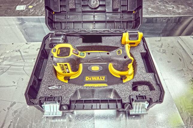 DeWALT Prísavka vákuová GRABO 18V  1x2,0Ah Tstak DCE590D1T