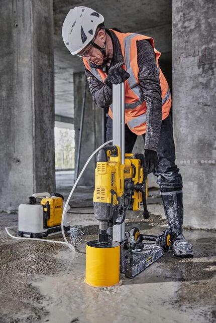DeWALT Stojan na diamantovou vrtačku DEWALT® POWERSHIFT™ DCPS151