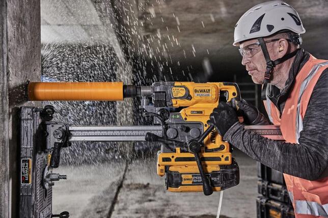 DeWALT Stojan na diamantovou vrtačku DEWALT® POWERSHIFT™ DCPS151