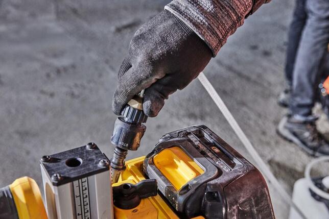 DeWALT Stojan na diamantovou vrtačku DEWALT® POWERSHIFT™ DCPS151