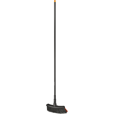 FISKARS Metla univerzálna Solid™ M | 1025921