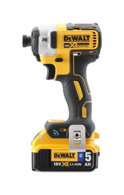 DeWALT Rázový utahovák 2x aku Li-Ion / 5,0 Ah 18V XR BLUETOOTH TOOL CONECT BEZUHLÍKOVÝ DCF888P2B