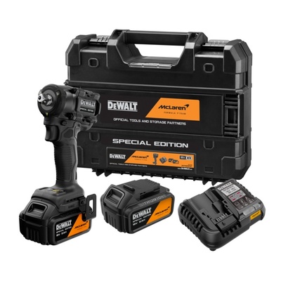 DeWALT Bezuhlíkový 1/2" kompaktný rázový uťahovák DEWALT® x McLaren F1 Team 18 V XR®– 2 x 5,0 A  DCF92MP2T