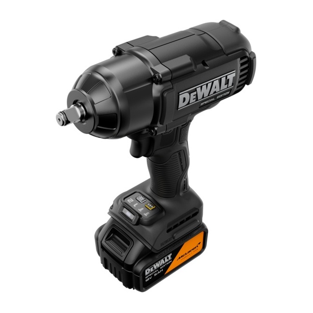 DeWALT Akkumulátoros 1/2" ütvecsavarozó DEWALT® x McLaren F1 Team 18 V XR®– 2 X 5 Ah akkumulátor DCF99MP