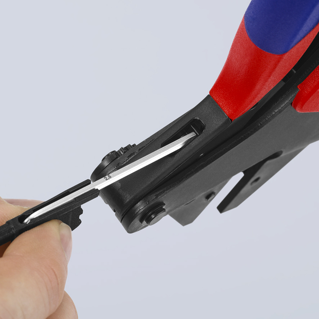 KNIPEX 97 43 200 Systémové lisovacie kliešte pre vymeniteľné lisovacie čeluste s multi-komponentnými