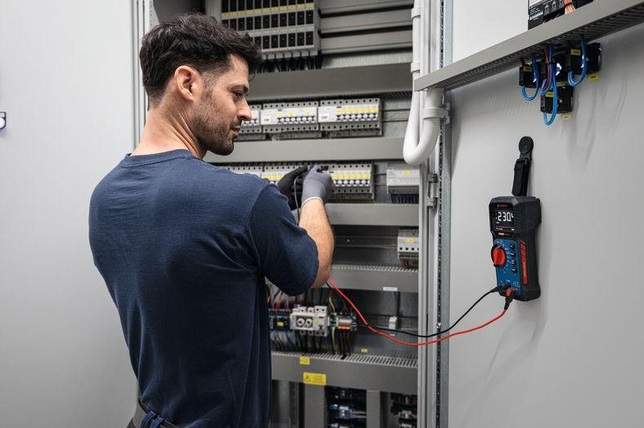 BOSCH EXPERT EXDM600-17 - Digitálny multimeter - 0601077200