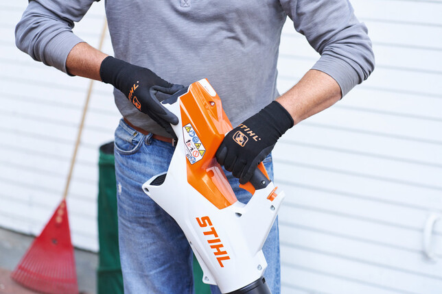 STIHL HSA 60 Set AL 101 AK 10 Akumulátorové nožnice na živý plot HA060113548
