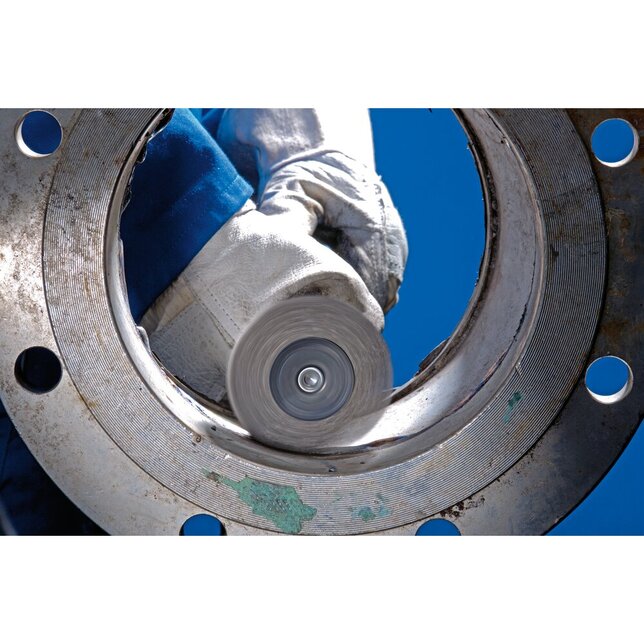 PFERD TOOLS Kolesové kefy s nasadeným hriadeľom RBU 7015/6 INOX 0,15