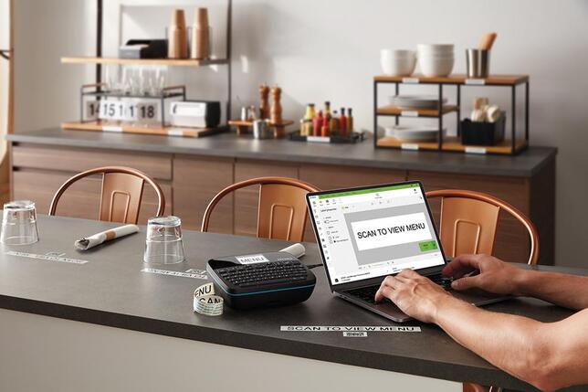 DYMO LabelManager Executi640CB m.3 D1 písacie pásky vr. Softcase je dodávaný s prenášaním