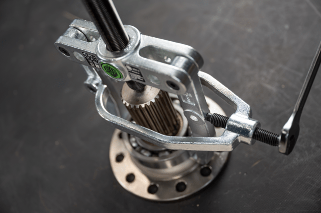 KUKKO 2-čeľusťový sťahovák ložísk 204-2 s bočnou svorkou až do 100 mm rozovretia, 100 mm dosahu