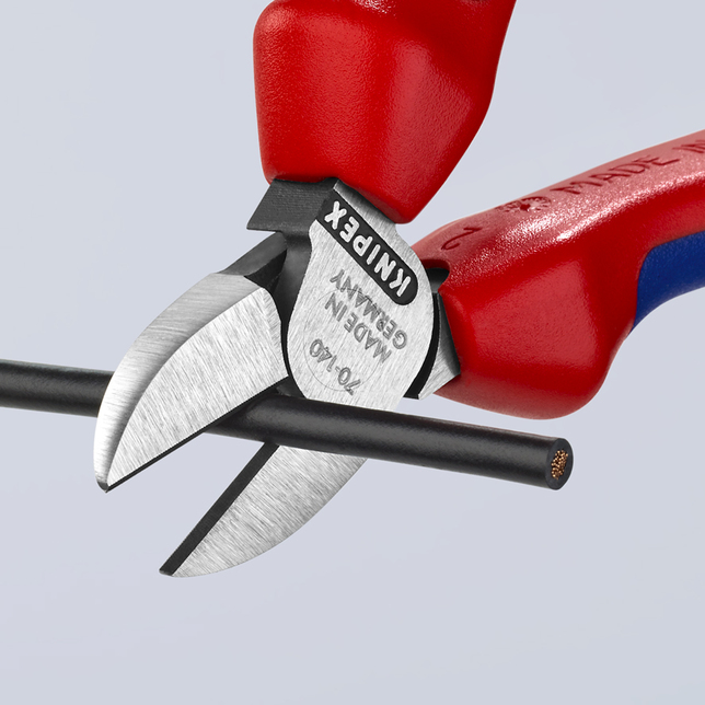 KNIPEX 70 02 140 SB Bočné cvikacie kliešte s multi-komponentnými úchopmi čierne atramentované 140 mm