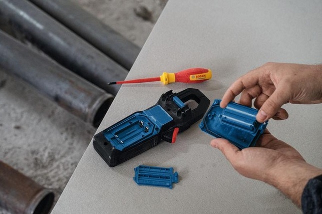 BOSCH EXPERT EXMC600-17 - Kliešťový merač - 0601077500