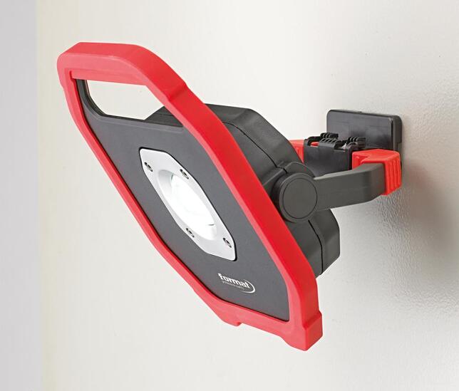 N.A. Magnetický držiak má praktický výkon 10 W