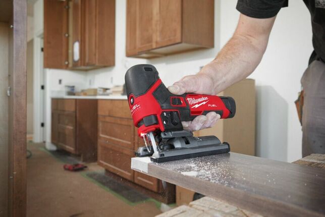 MILWAUKEE M12 FJS-0 Akumulátorová přímočará pila 4933500574