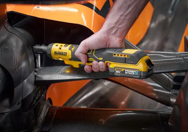 DeWALT DeWalt aku ráčna 1/4" 54 Nm, 18V DCF514N