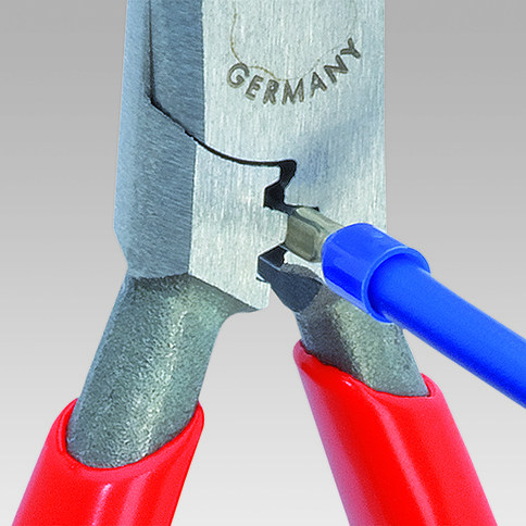 KNIPEX 13 05 160 T Elektrikárske kliešte s multi-komponentnými úchopmi, s integrovaným závesným okom