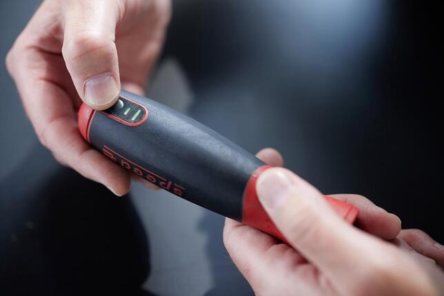 Akumulátorový skrutkovač speedE PocketDrive Wiha