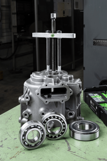 KUKKO 12-dielna sada sťahovákov guľkových ložísk &quot;Universal&quot; pre stredné ložiská Ø