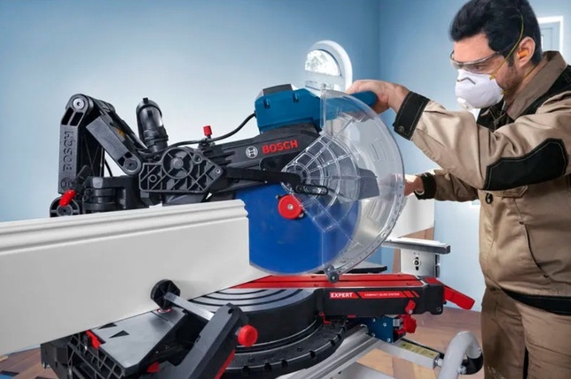 BOSCH EXPERT EXCM341-305GD - Kapovacia a pokosová píla - 0601B23800