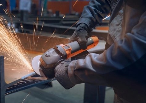 FEIN CG 15-125 BL Inox – kompaktní úhlová bruska Ø 125 mm