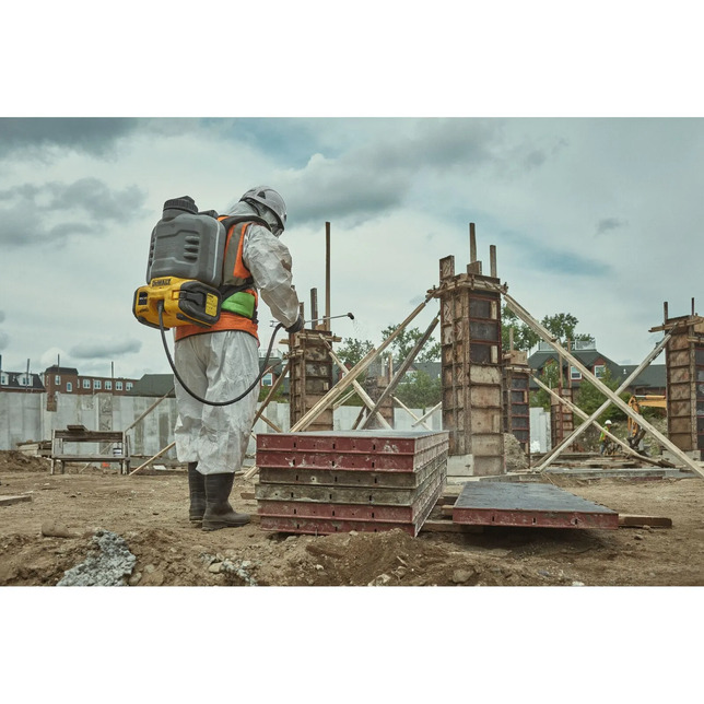 DeWALT Betonra való vegyszerpermetező 18V XR® – csak a gép DCCS1100N