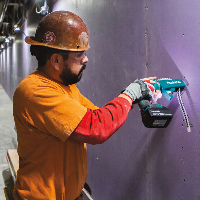 MAKITA DFS452TJX2 - Akumulátorový šroubovák pro montáž sádrokartonu