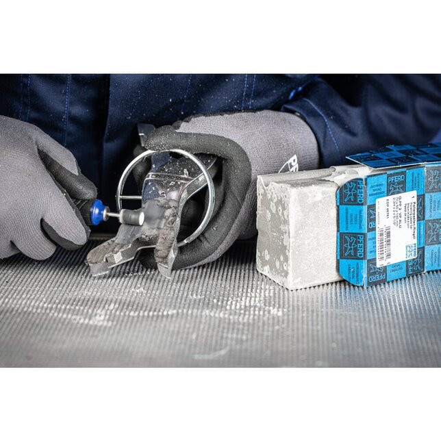 PFERD TOOLS Brúsiace oleje a pasty G-PP 1 VP STEELOX