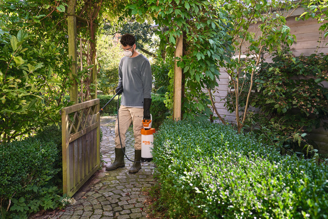 STIHL SGA 30 Akumulátorový tlakový postrekovač set s AS 2 a AL 1 SA090117014