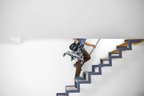 FESTOOL Akumulátorová pokosová pila na lišty SYMMETRIC SYMC 70 EB-Basic   577424