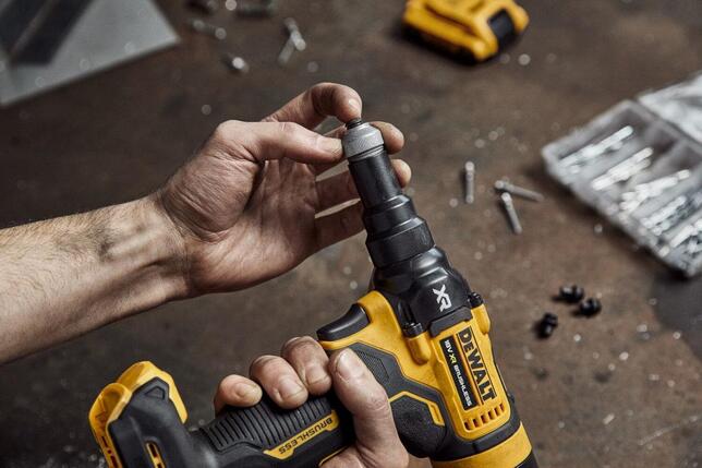 DeWALT DCF403E1GT Nýtovačka do 4,8mm 18V POWERSTACK 1x1,7Ah Tstak