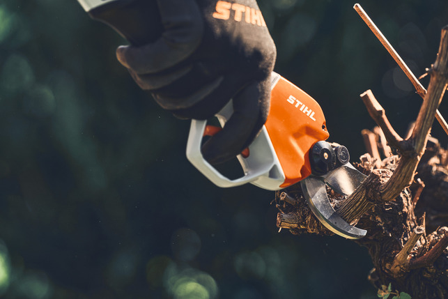 STIHL ASA 130 Akumulátorové nožnice VA070116201