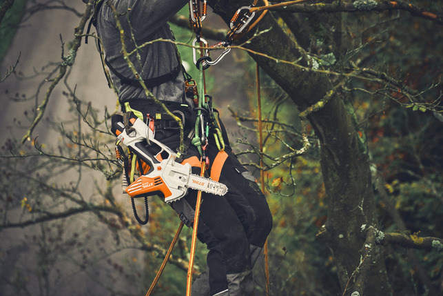 STIHL GTA 40 Akumulátorová reťazová píla GA040116905
