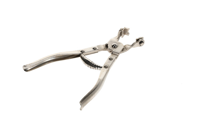 GEDORE 132-2 Kliešte na upínanie hadíc na pružinové spony 207 mm