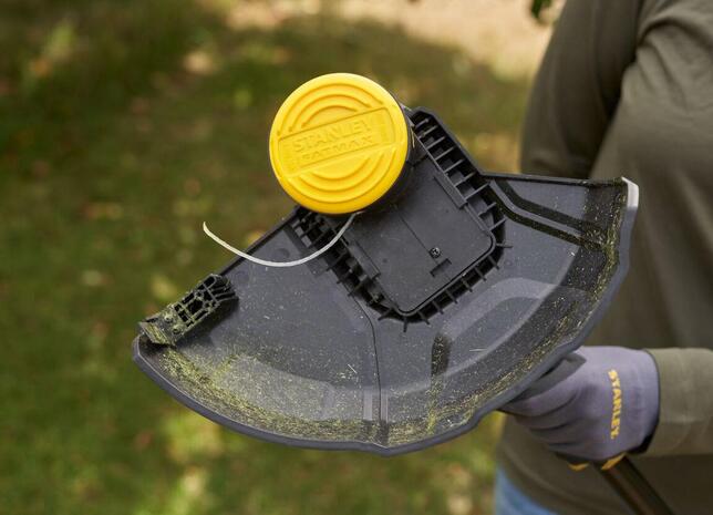 STANLEY Fűnyíró 18 V FATMAX® V20, 1x 4,0 Ah SFMSTB930M