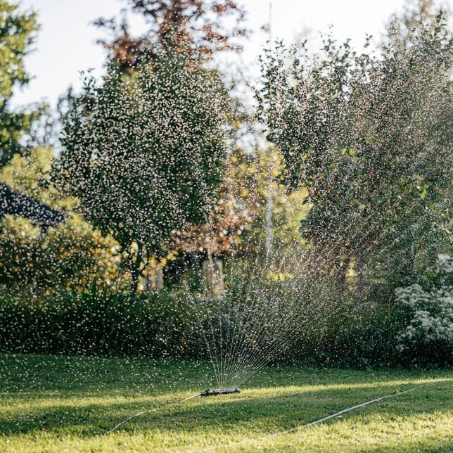 FISKARS Zavlažovač Comfort oscilujúci S-L | 1070833