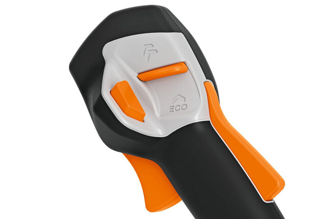 STIHL FSA 80 Akumulátorový krovinorez set s AK 30 S a AL 101 FA080115710