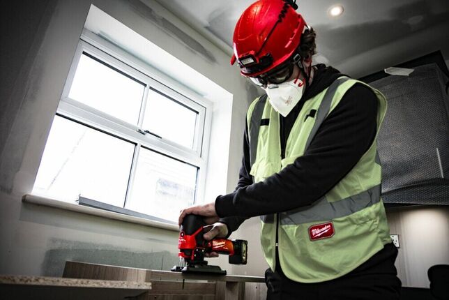 MILWAUKEE M12 FJS-422X Akumulátorová přímočará pila 4933500575