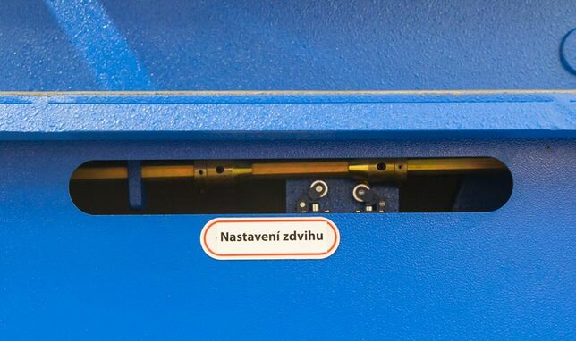 Kombinované hydraulické profilové nožnice HPS 40 S