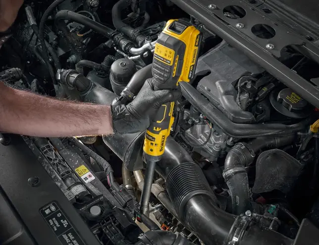 DeWALT DeWalt aku ráčna s prodlouženým krkem 1/4" 54 Nm, 18V DCF514EN