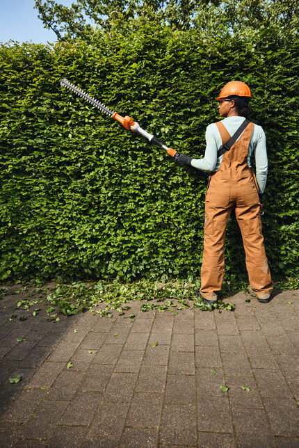 STIHL HLA 40 Akumulátorové teleskopické nožnice na živý plot HA100112904