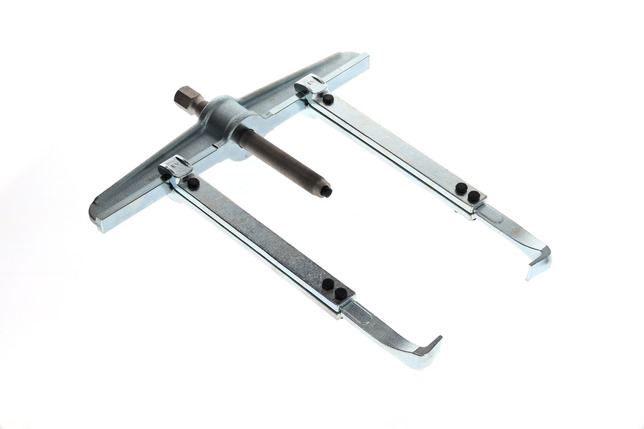 GEDORE 1.06/4-5 Univerzálny sťahovač 2-ramenný 520x500 mm