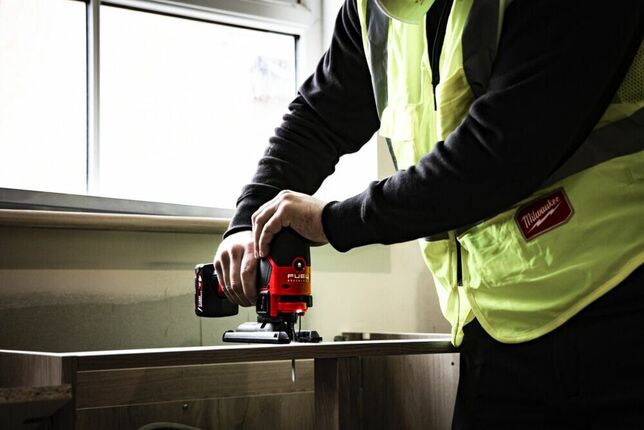 MILWAUKEE M12 FJS-0 Akumulátorová přímočará pila 4933500574