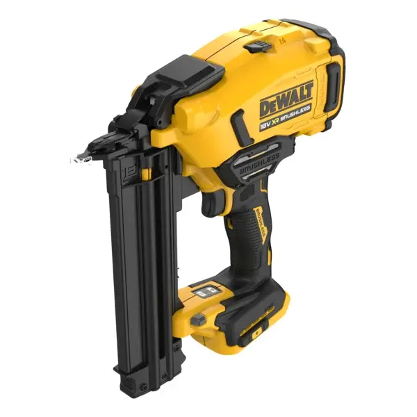 DeWALT Dokončovacia aku klincovačka 15–50 mm, 18V bez aku v Tstaku  DCN210SNT