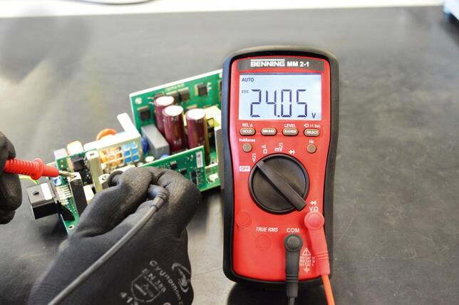 BENNING Digitálny multimeter MM 2-1 Benning