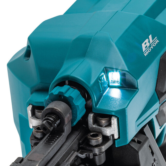 MAKITA DBN900ZK - Akumulátorová hřebíkovačka sólo