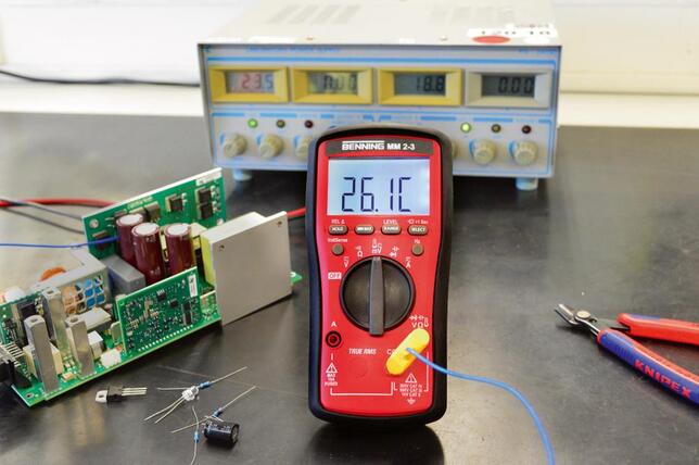 BENNING Digitálny multimeter MM 2-3 Benning