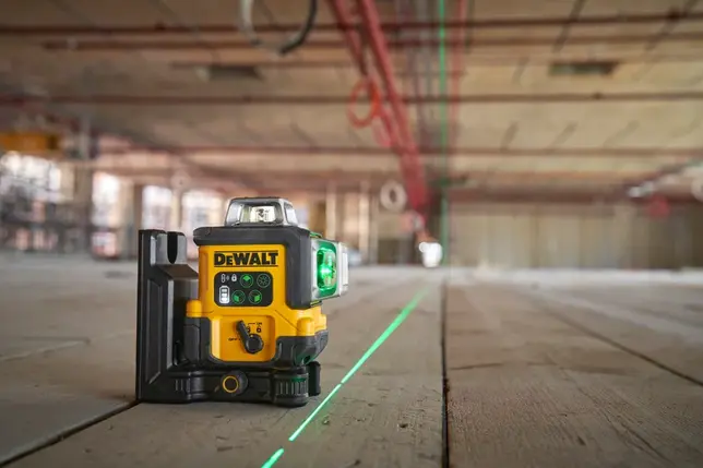 DeWALT DeWalt zelený krížový laser 3×360° USB-C  DCLE14361GB